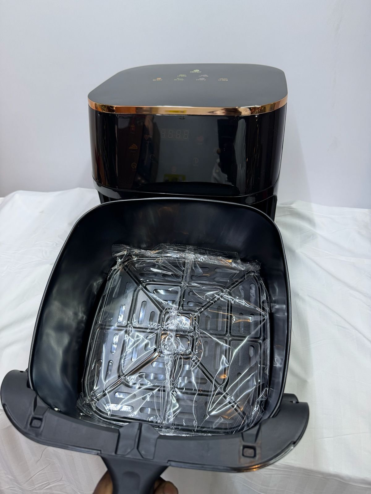 Nunix Air Fryer-Oil Free with Digital Touch Screen 10L